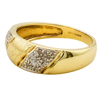 9ct Gold Diamond Band Ring size J